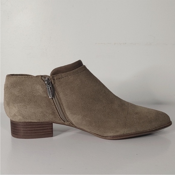 Vince Camuto Boots - Picture 10 of 12